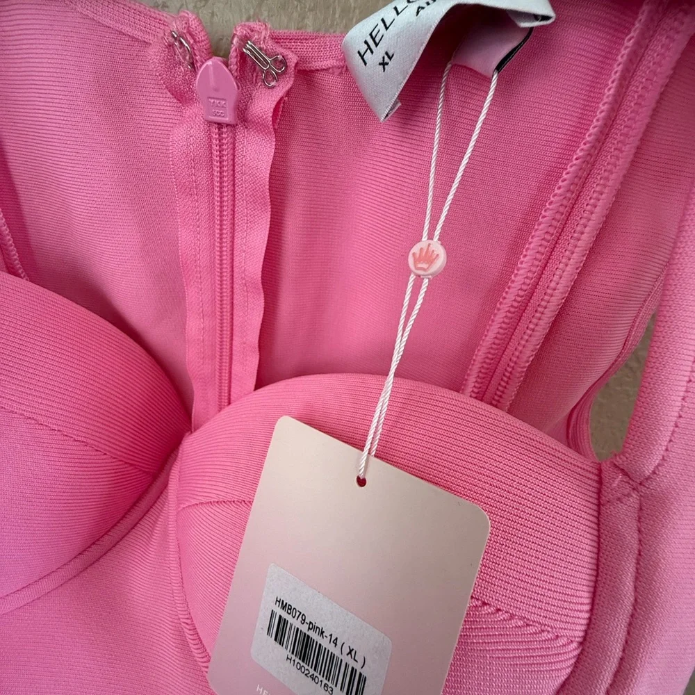 NWT HELLO MOLLY WORLDWIDE STYLE BANDAGE MINI Size XLarge - Picture 4 of 5